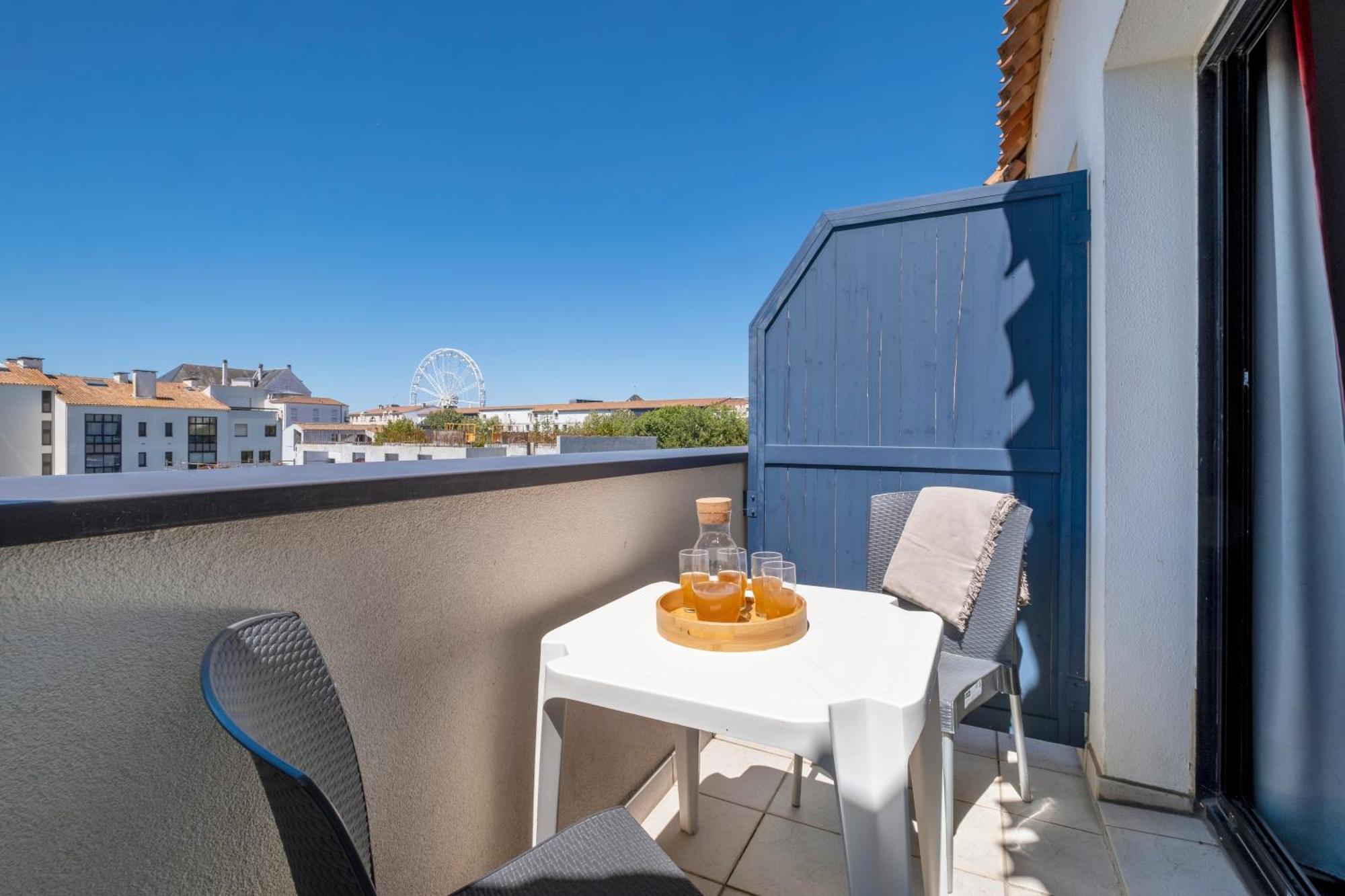 Residence Pierre & Vacances Centre La Rochelle  Buitenkant foto