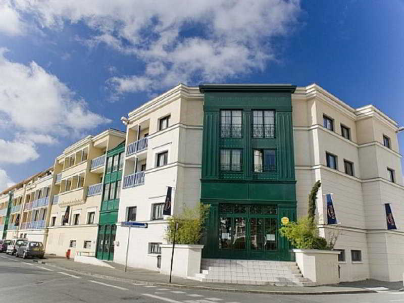 Residence Pierre & Vacances Centre La Rochelle  Buitenkant foto